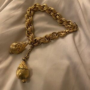 Vintage 1960s Monet Bolero Gold tone Dangle Charm Bracelet